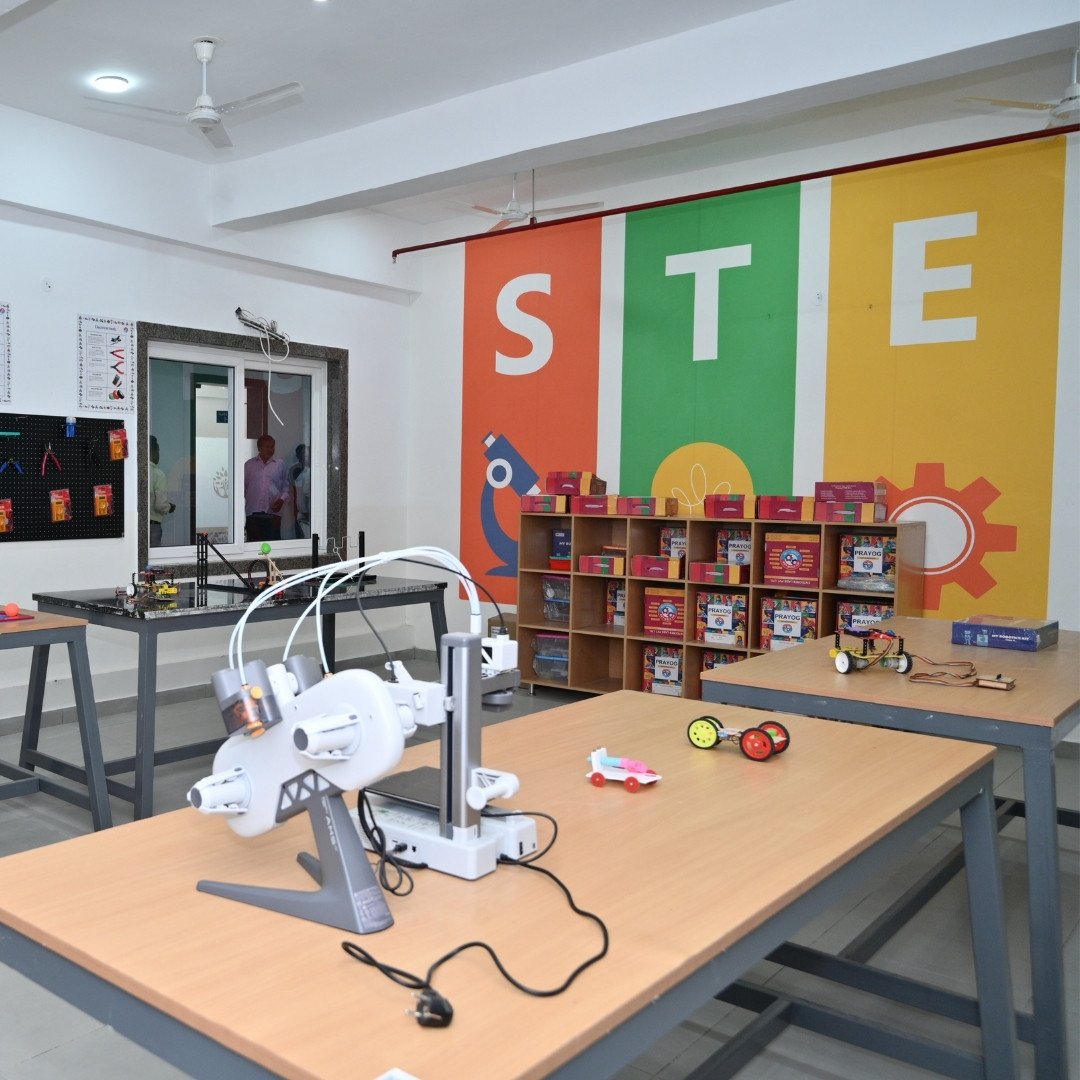 Chemistry Lab - SMCIS